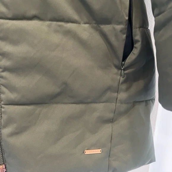 Sweaty Betty Olive Green Puffer Coat size small - Picture 7 of 9